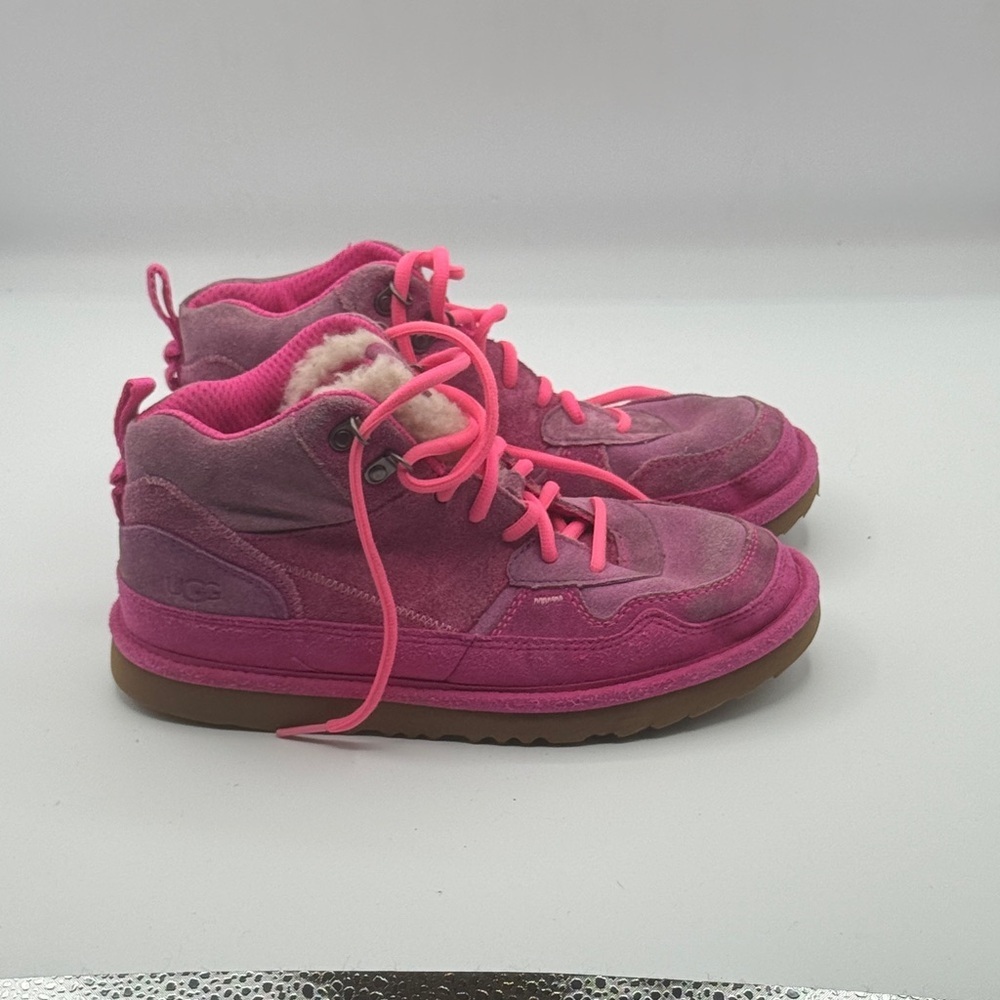 UGG Pink Ankle Boots suede leather size 5 women’s with hot pink laces winter